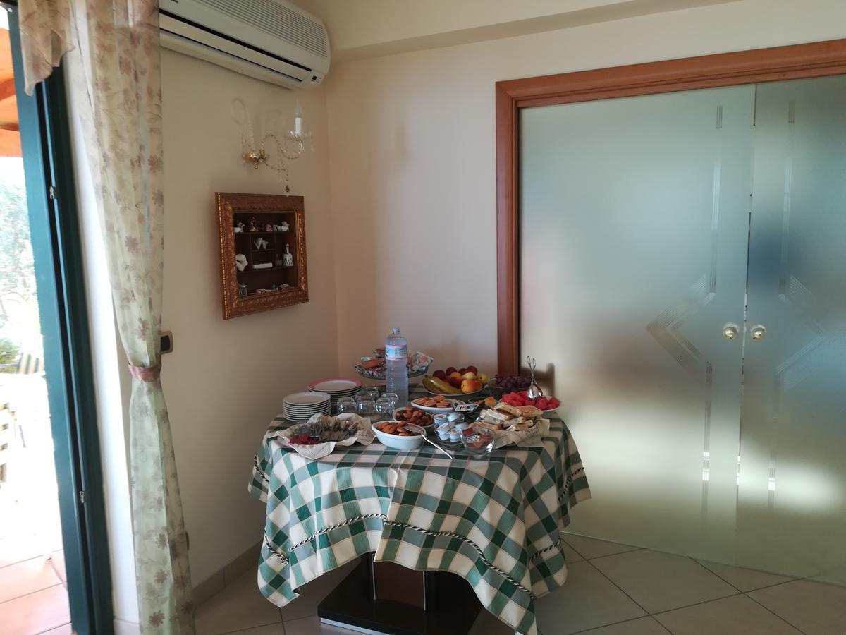 La Collina Capo D'Orlando Bed & Breakfast Exterior foto